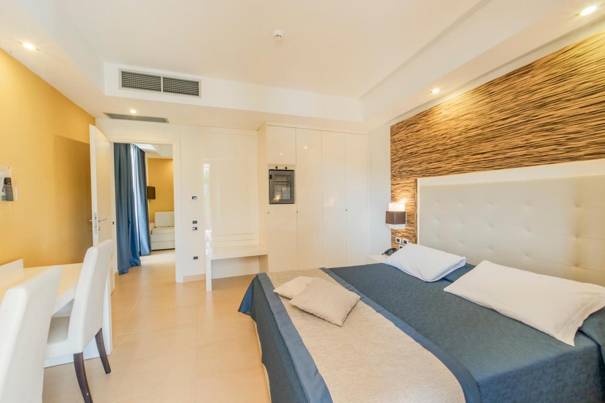 Prince Franklyn Hotel Santa Maria di Castellabate Exterior photo